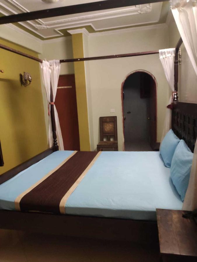 Oyo Hotel Sunshine Palace Jaipur Bagian luar foto